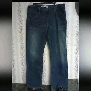 Levi's Signature S61 Relaxed Straight Jeans Size 38x34 Mens Medium Wash Blue